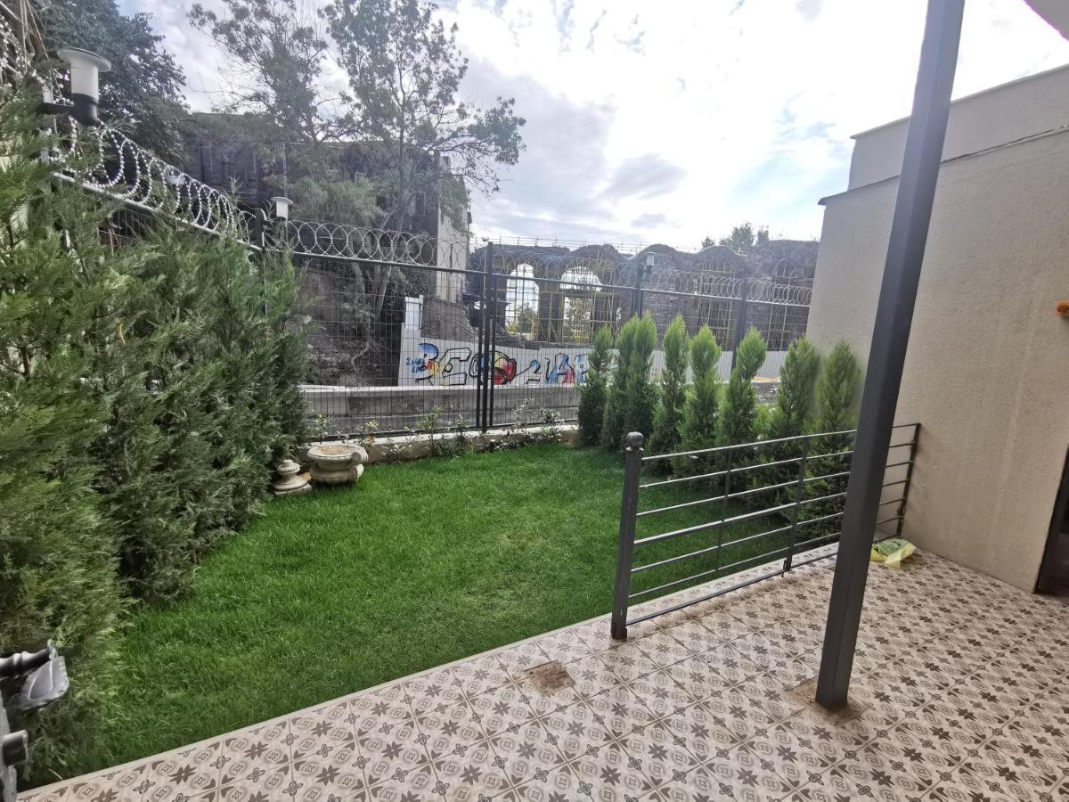 Efzen Hotel Istanbul Exterior photo