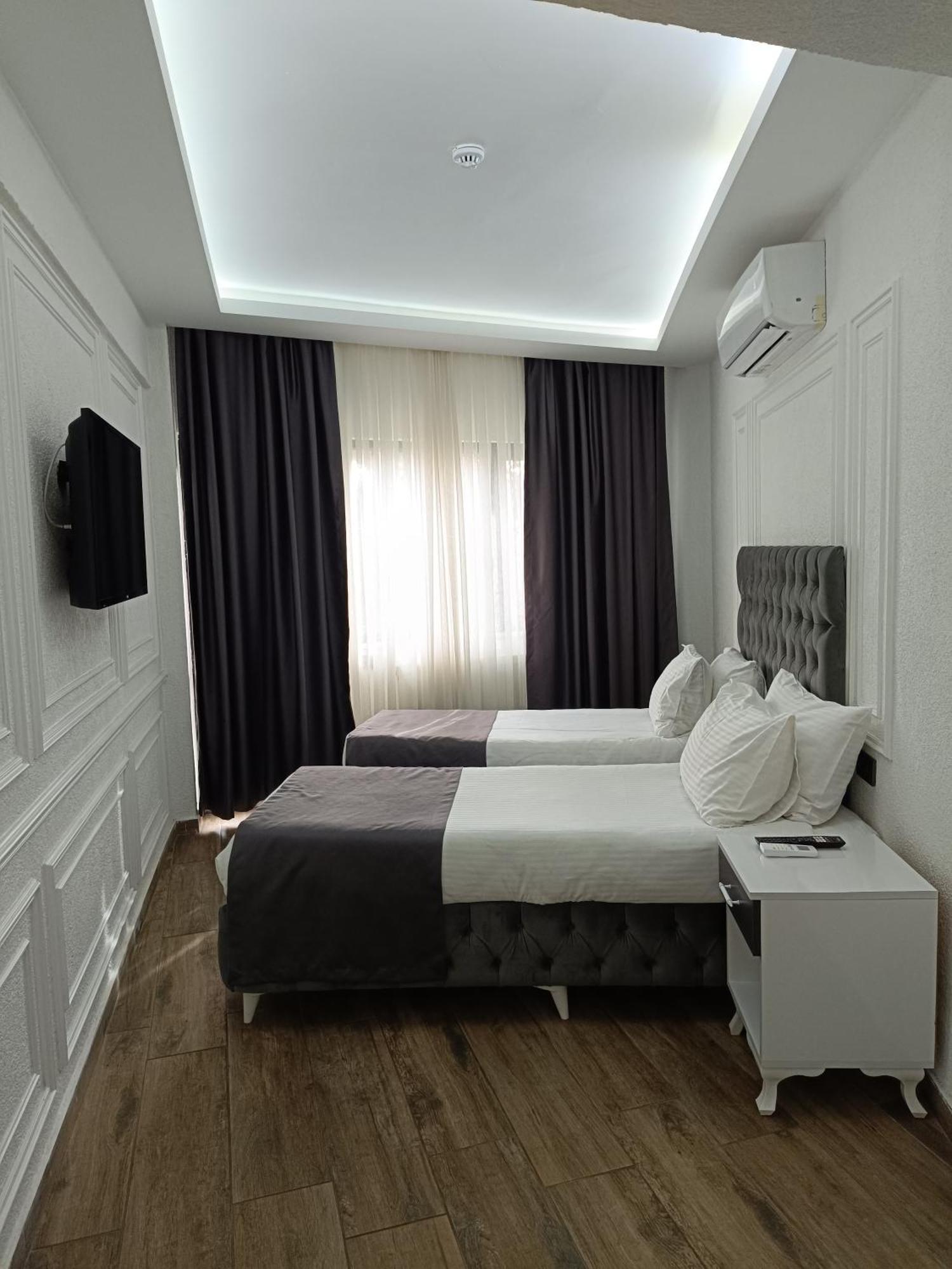 Efzen Hotel Istanbul Exterior photo